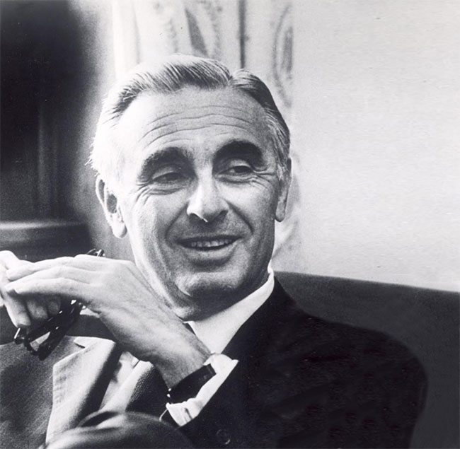 ABRAHAM-RIBICOFFPX600